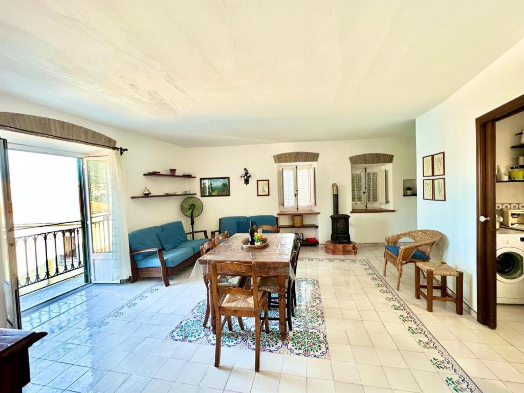 Molo Sea View Apartment Чефалу Экстерьер фото